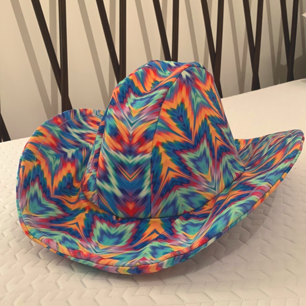 NWOT Unique Psychedelic Party Cowboy Hat 🤠